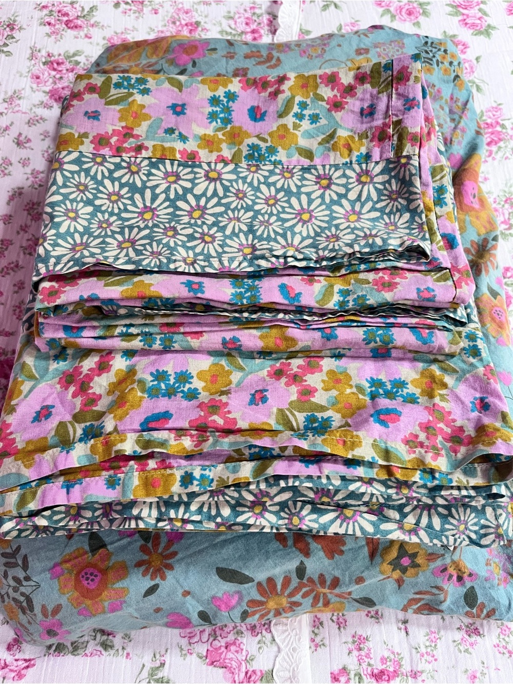 NATURAL LIFE Mix and Match Pastel Floral Cotton Sheet Set - Picture 4 of 16